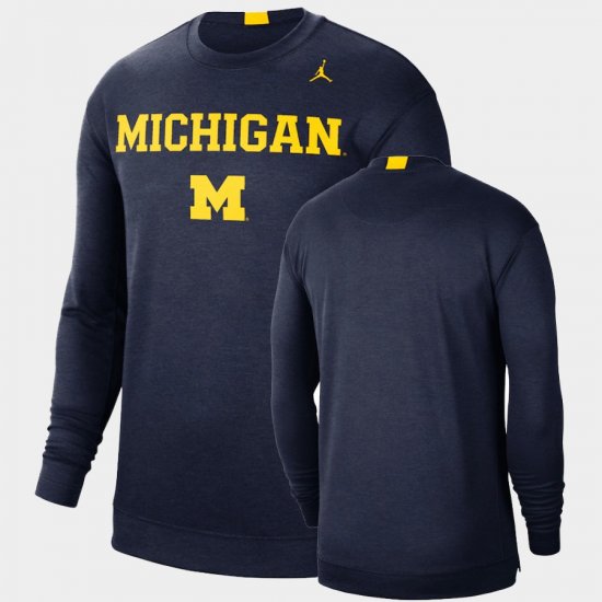 College Basketball University of Michigan Basketball Team Spotlight Longsleeve Men\'s Navy T-Shirt 625712-524